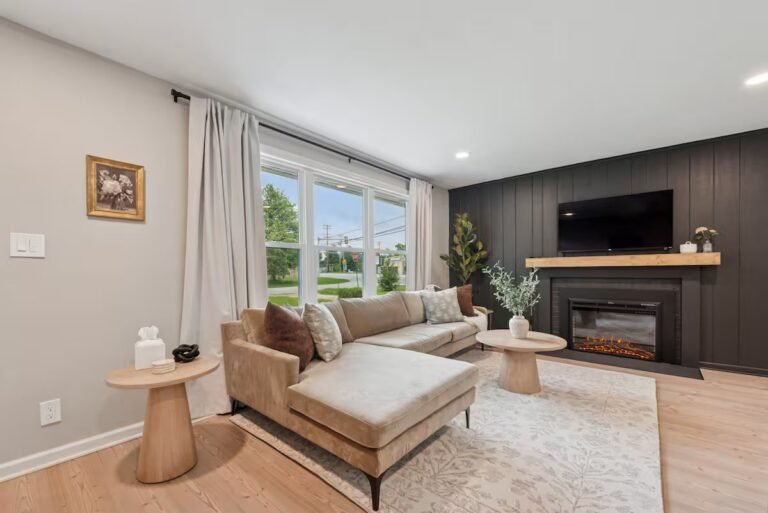 e5554500-2545-44a9-a1c9-ea09af84c0ec